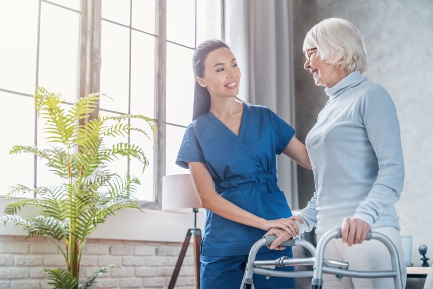 Suchen Sie professionelle medizinische oder therapeutische Hilfe, wenn Sie schon einmal gestürzt sind Es ist keine Schande, sich professionelle Hilfe zu suchen, wenn sie sturzgefährdet sind